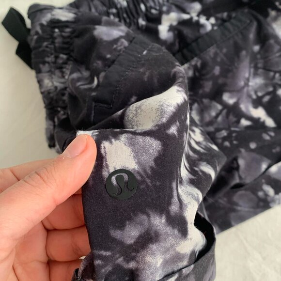 Spring Break Away Short, Lulu, Dusk Dye - Picture 4 of 6